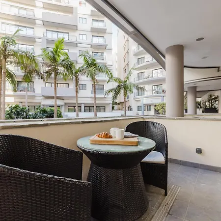 Apartment Luxury 3-bedroom In St Julians