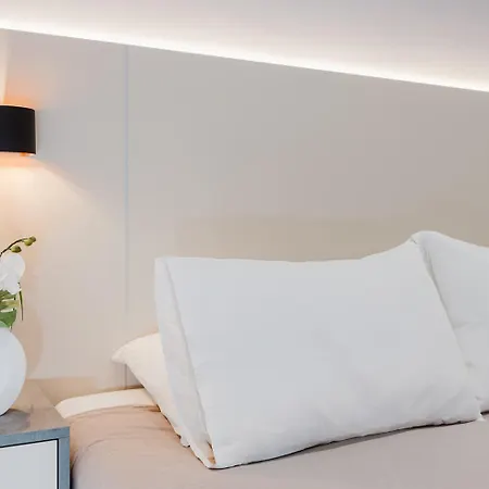 Luxury 3-bedroom In St Julians 公寓 *